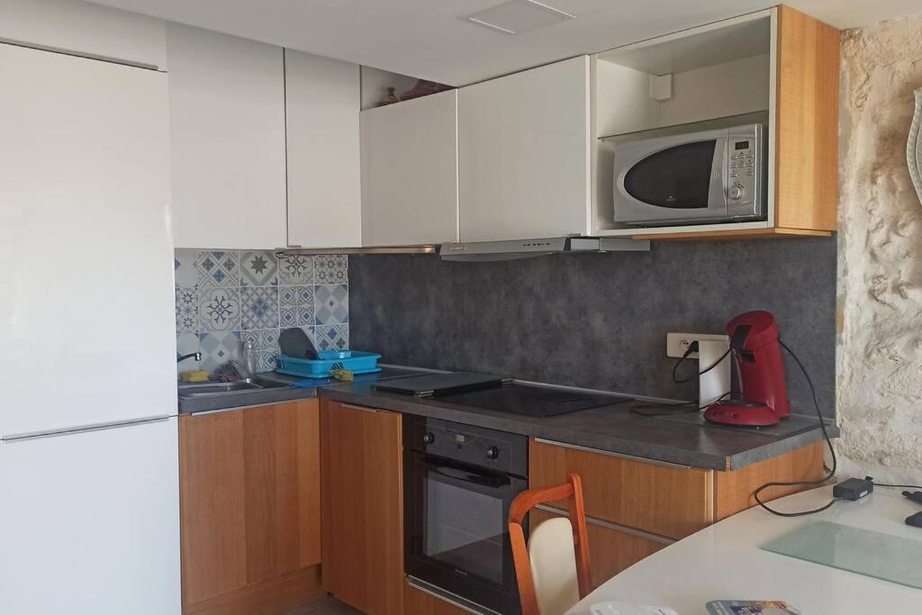 60 M² Deux Chambres Centre Ville Montpellier Bagian luar foto