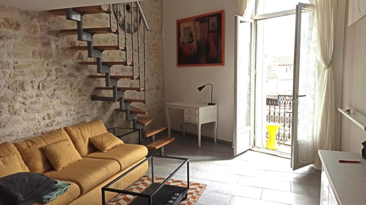 60 M² Deux Chambres Centre Ville Montpellier Bagian luar foto
